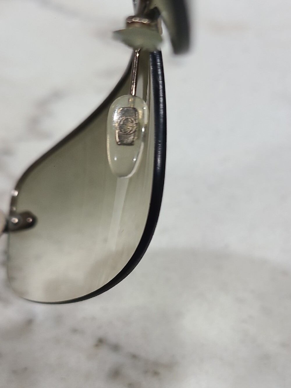 Gucci Brown Gradient Rimless Sunglasses with Logo Accent No Case. - Picture 5 of 7
